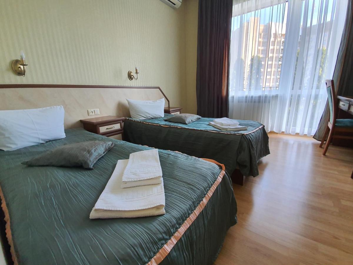 Hermes Resort Hotel With Medical Treatment Трускавец Екстериор снимка