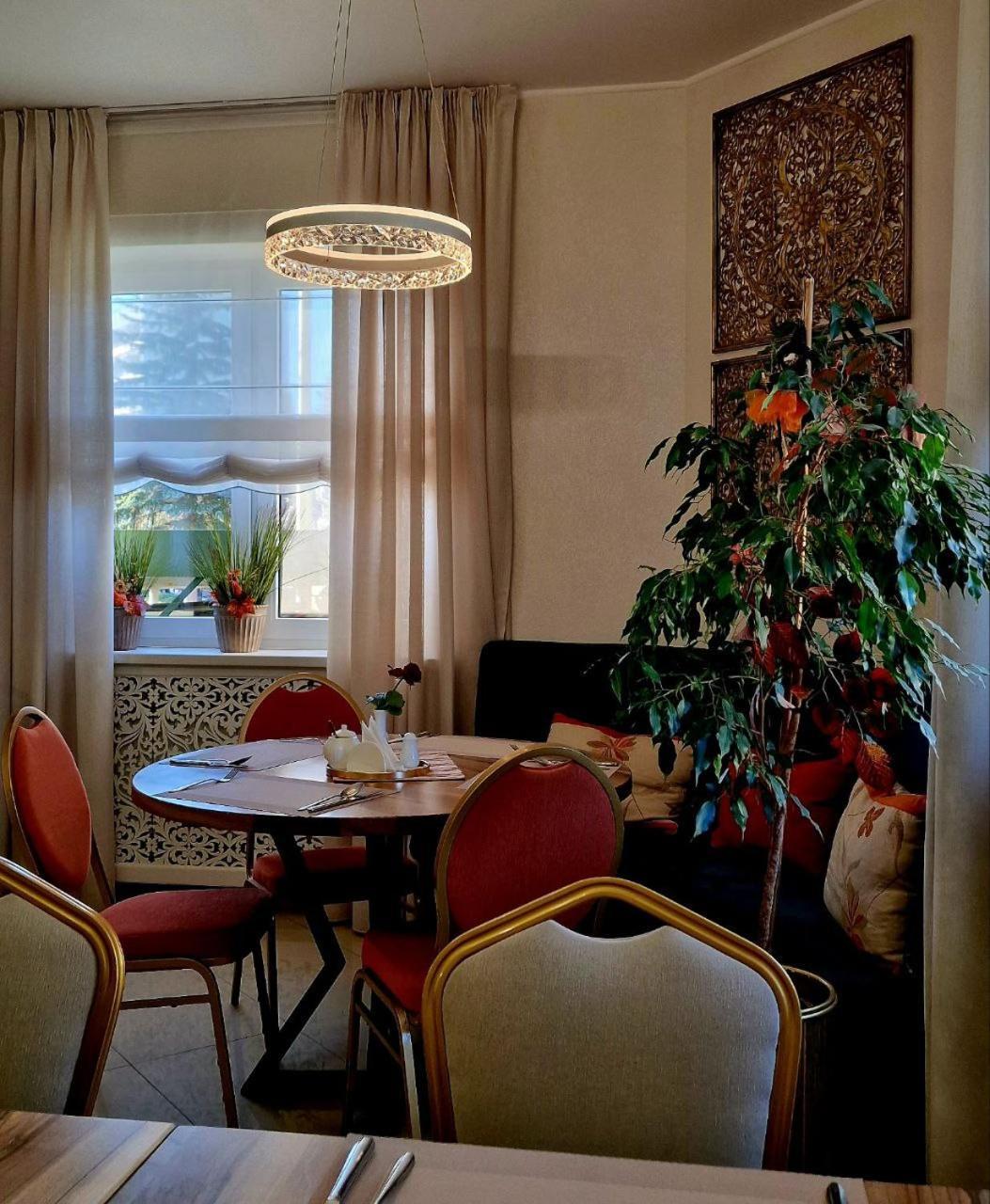 Hermes Resort Hotel With Medical Treatment Трускавец Екстериор снимка